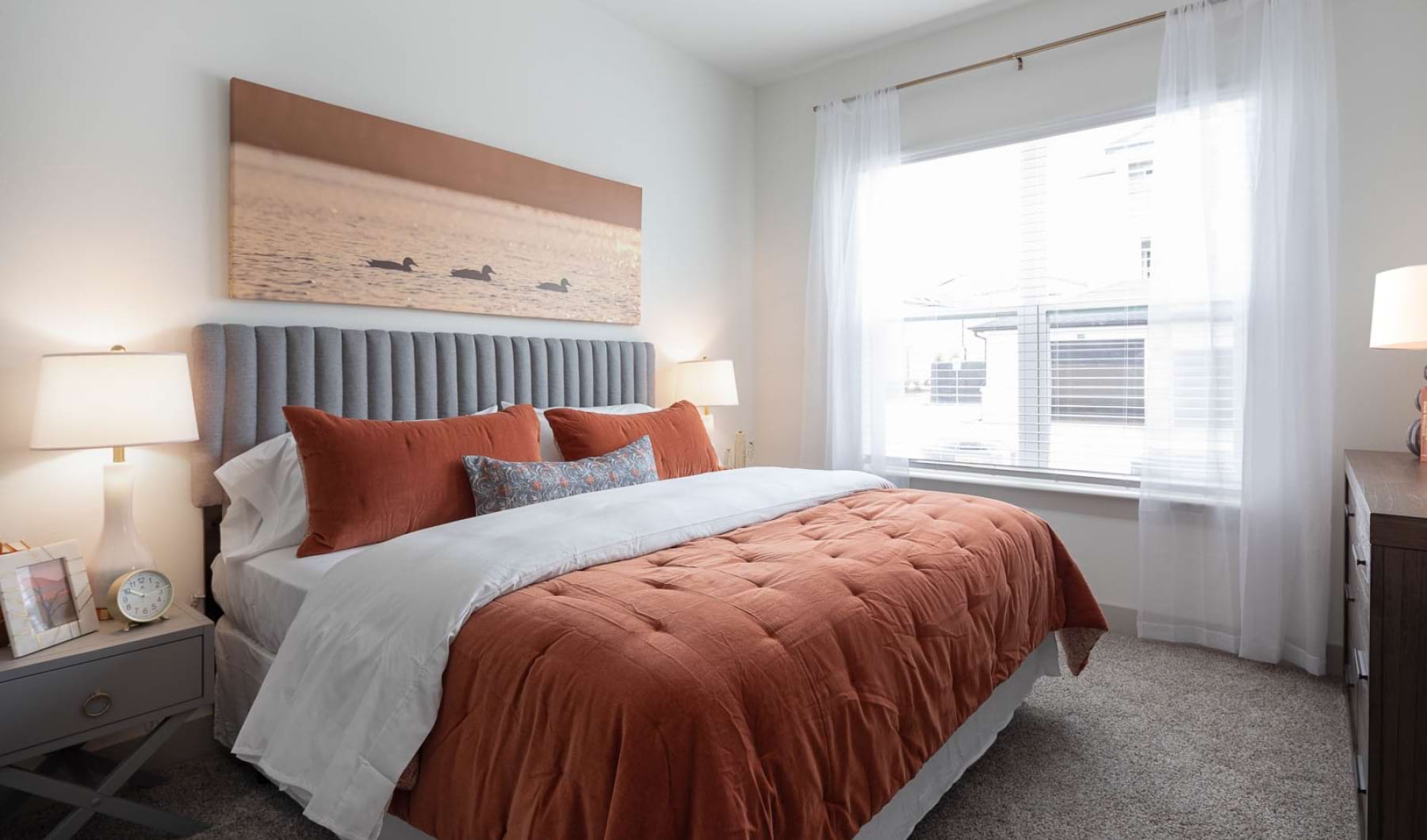 Broadstone North Ridge is a petfriendly apartment community in Round